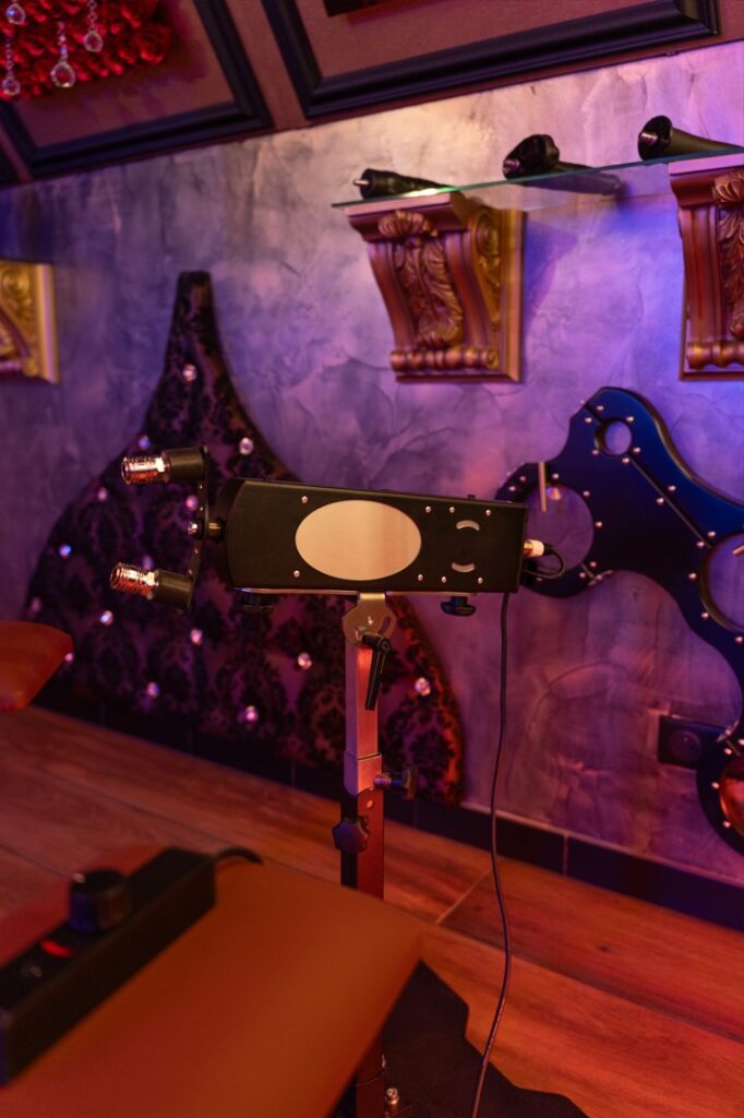 fuck machine de la love room nimes la marquise