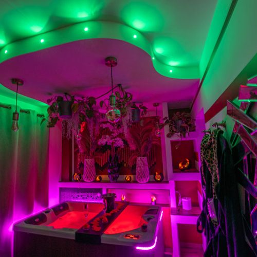 Jacuzzi spa love room Genève, savoie, haute savoie, Annecy, ain, france