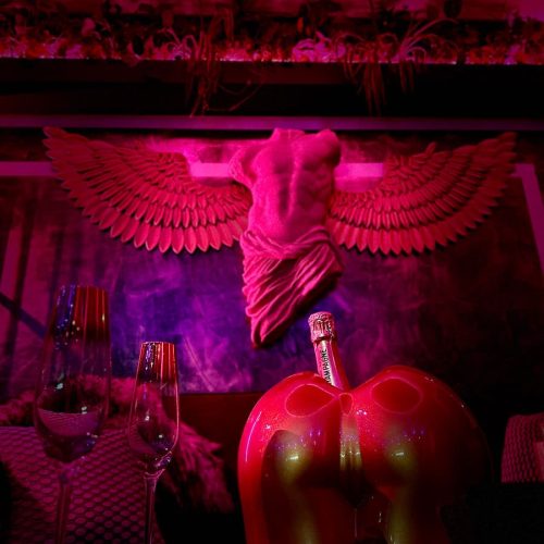 room-love23-las